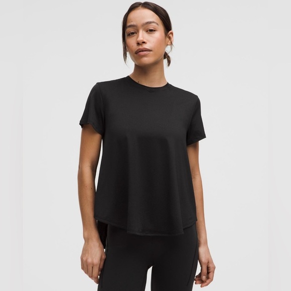 NWT Lululemon Lightweight Split Back Training T-Shirt - Picture 1 of 6